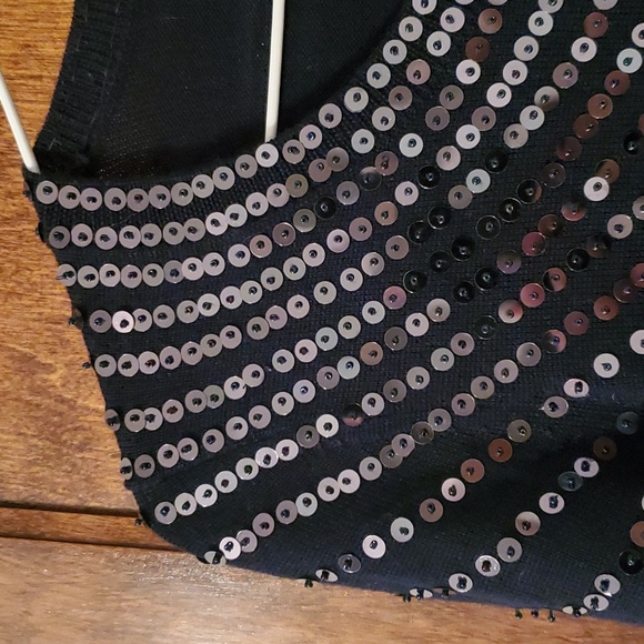 Banana Republic sequin cardigan - Picture 2 of 9